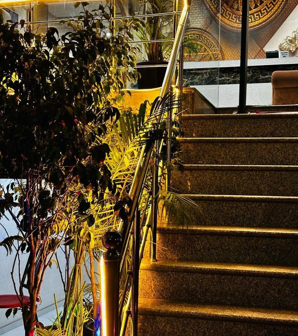 Hotel S R Palace Near Delhi International Airport New Delhi
